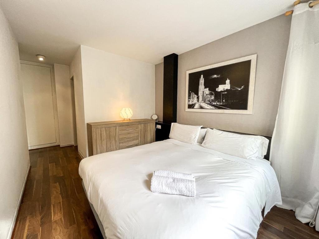 Apartamento Para 4 Con Terraza En El Centro Χιρόνα Εξωτερικό φωτογραφία