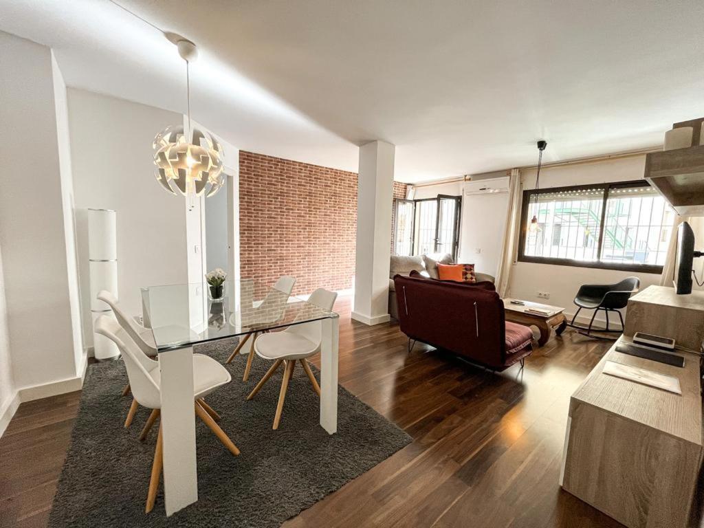 Apartamento Para 4 Con Terraza En El Centro Χιρόνα Εξωτερικό φωτογραφία